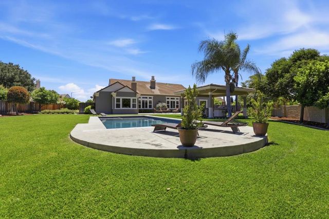 2005 Alicante Place, Morgan Hill, CA 95037