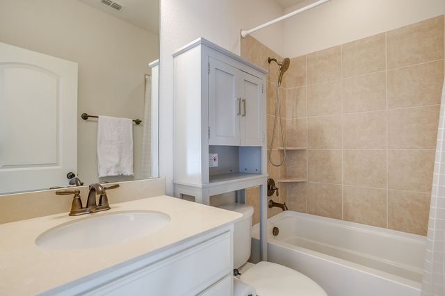 3923 Cascade Sky Drive, Arlington, TX 76005