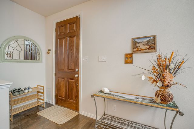 3923 Cascade Sky Drive, Arlington, TX 76005