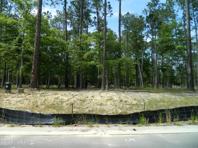 6415 Maluhia Drive, Diamondhead, MS 39525