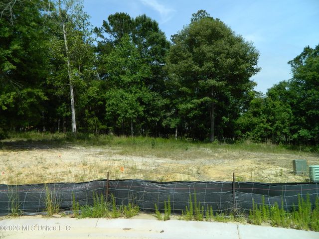 6415 Maluhia Drive, Diamondhead, MS 39525