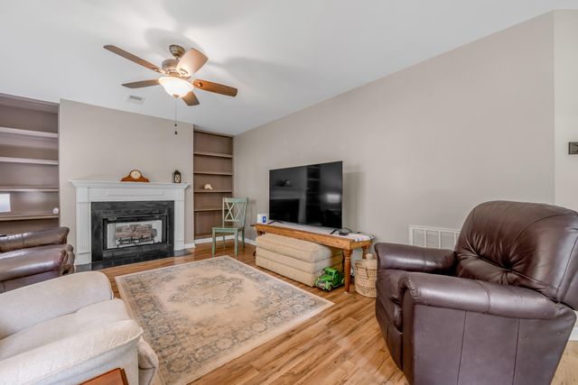 100 Buffalo Spring Trail, Georgetown, KY 40324