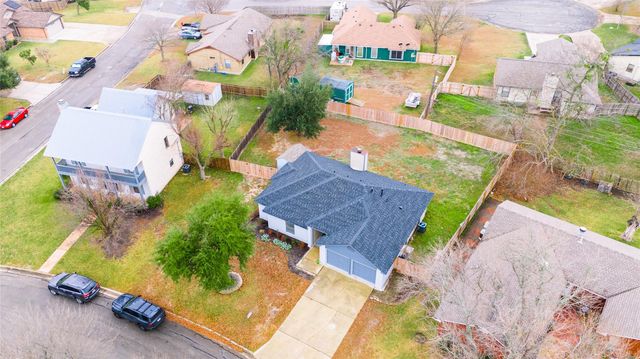 108 Cottonwood DR, Hutto, TX 78634