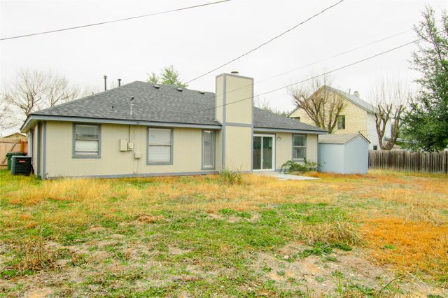 108 Cottonwood DR, Hutto, TX 78634