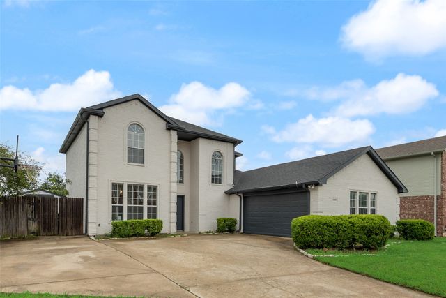 3901 Mitchell Court, Sachse, TX 75048
