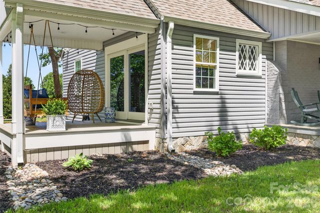 581 Hicks Creek Road, Troutman, NC 28166