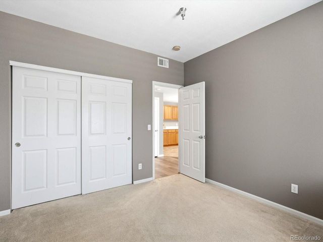 2575 S Syracuse Way H202, Denver, CO 80231