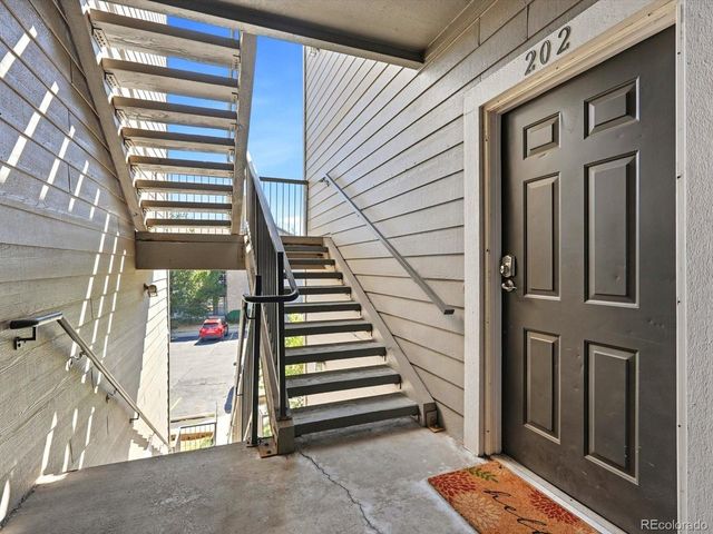 2575 S Syracuse Way H202, Denver, CO 80231