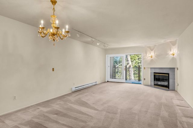 250 Forest Ridge Road 67, Monterey, CA 93940