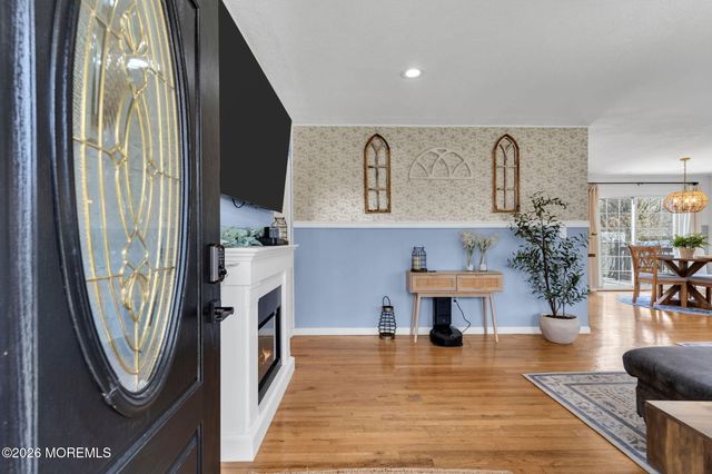 7 Chestnut Street, Jackson, NJ 08527