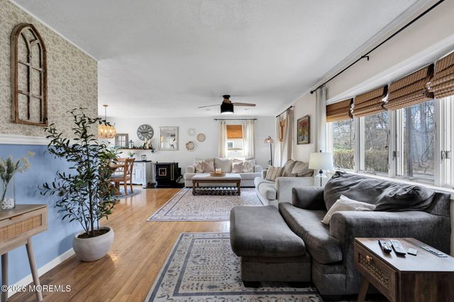 7 Chestnut Street, Jackson, NJ 08527