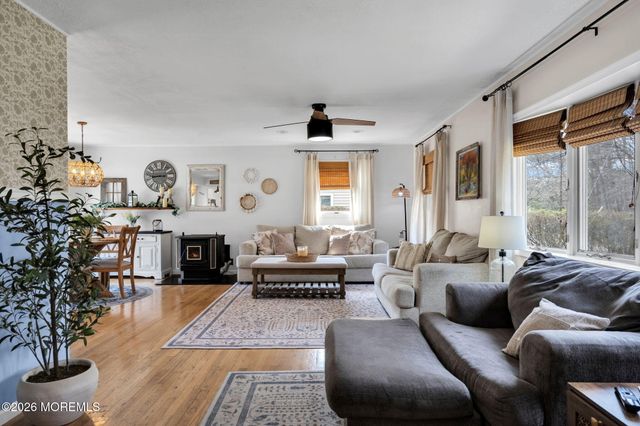 7 Chestnut Street, Jackson, NJ 08527