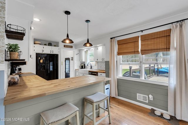 7 Chestnut Street, Jackson, NJ 08527