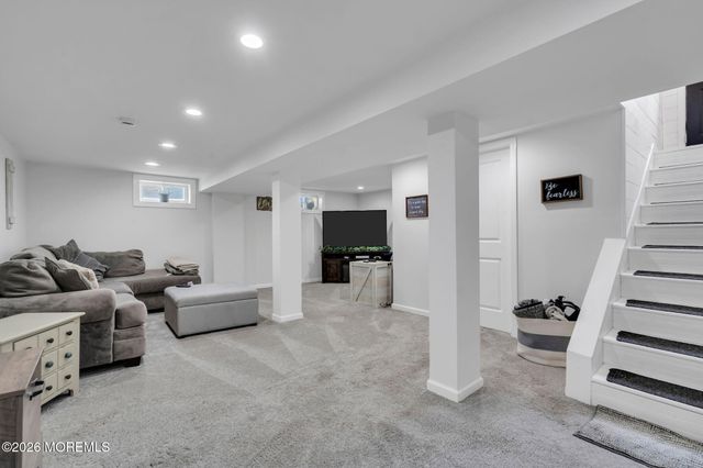 7 Chestnut Street, Jackson, NJ 08527