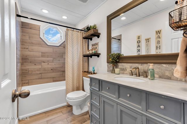 7 Chestnut Street, Jackson, NJ 08527