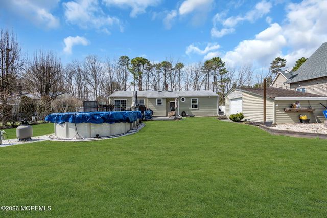 7 Chestnut Street, Jackson, NJ 08527