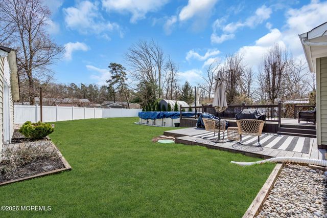 7 Chestnut Street, Jackson, NJ 08527