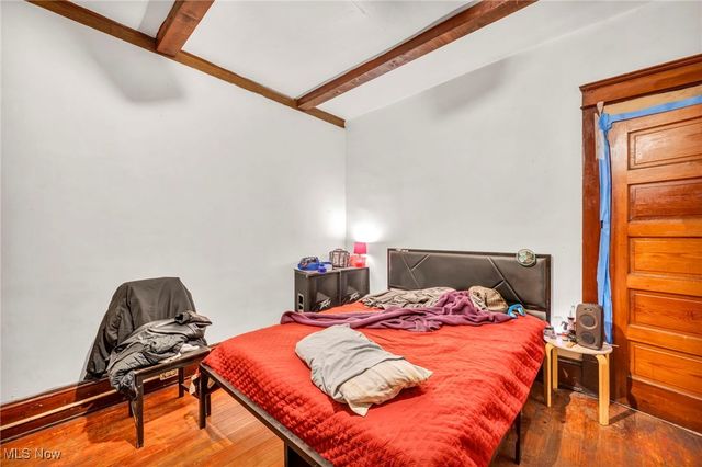 987 E 78th Street, Cleveland, OH 44103