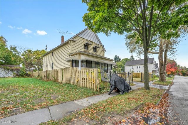 987 E 78th Street, Cleveland, OH 44103