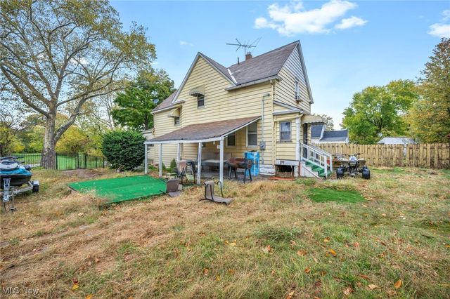 987 E 78th Street, Cleveland, OH 44103