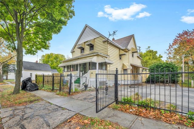 987 E 78th Street, Cleveland, OH 44103