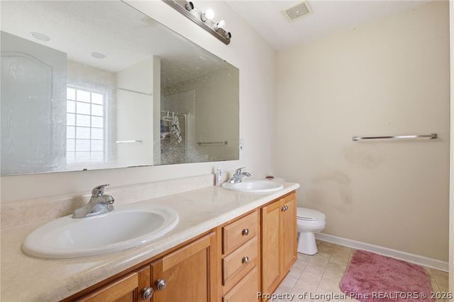 2528 Crumpler Drive, Hope Mills, NC 28348