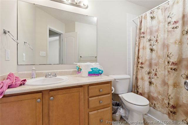 2528 Crumpler Drive, Hope Mills, NC 28348