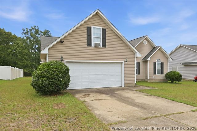 2528 Crumpler Drive, Hope Mills, NC 28348