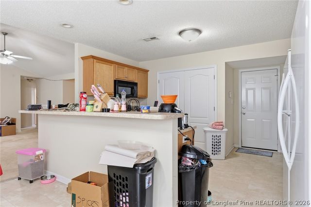 2528 Crumpler Drive, Hope Mills, NC 28348