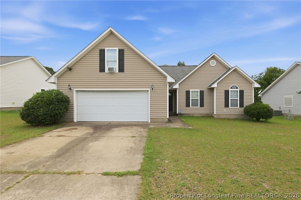 2528 Crumpler Drive, Hope Mills, NC 28348