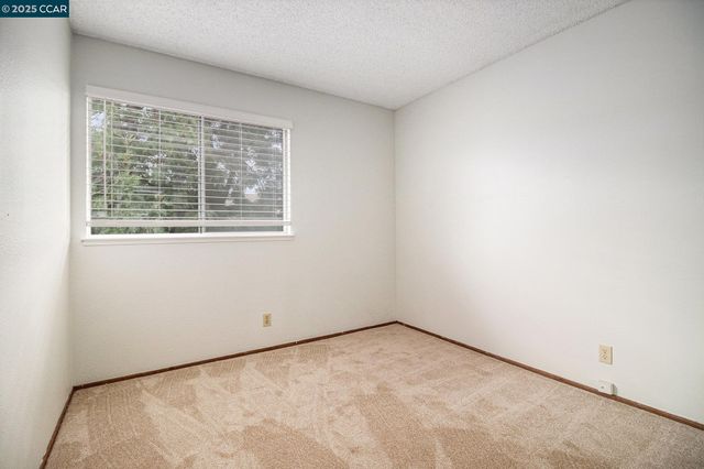 282 Coldsprings Ct, Martinez, CA 94553