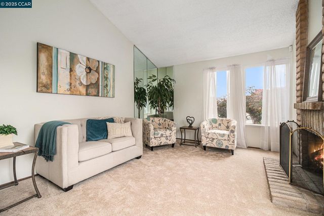 282 Coldsprings Ct, Martinez, CA 94553