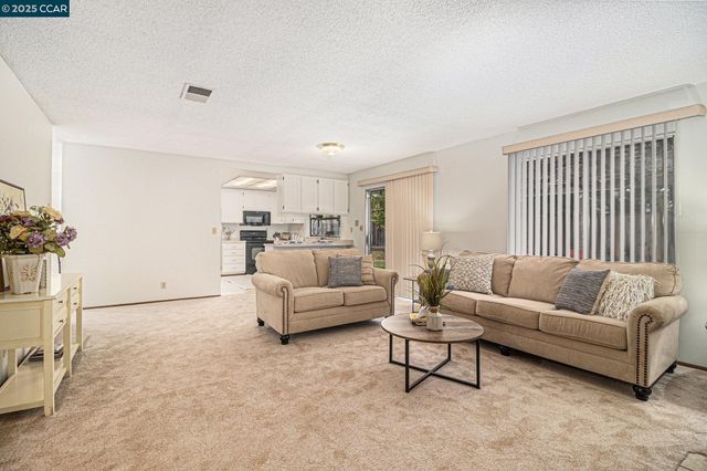 282 Coldsprings Ct, Martinez, CA 94553