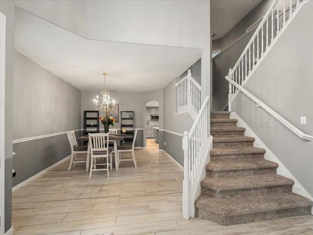 316 Sandstone Ct, Roseville, CA 95747