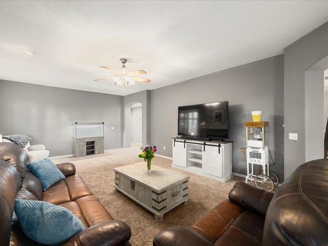 316 Sandstone Ct, Roseville, CA 95747