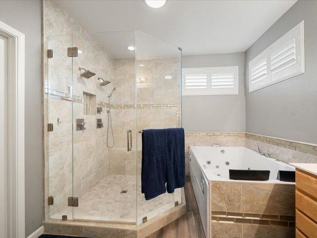 316 Sandstone Ct, Roseville, CA 95747