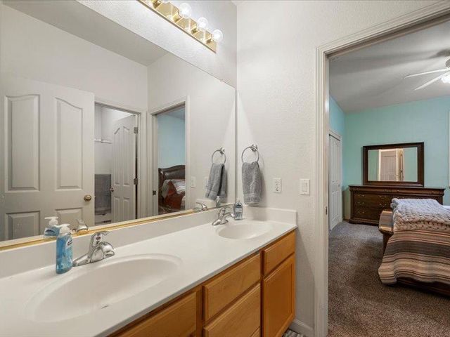 316 Sandstone Ct, Roseville, CA 95747