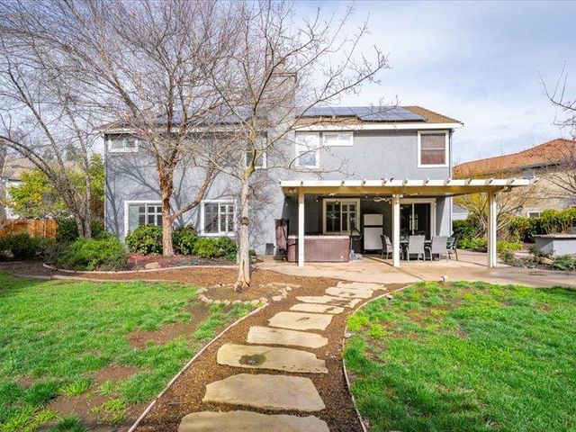 316 Sandstone Ct, Roseville, CA 95747