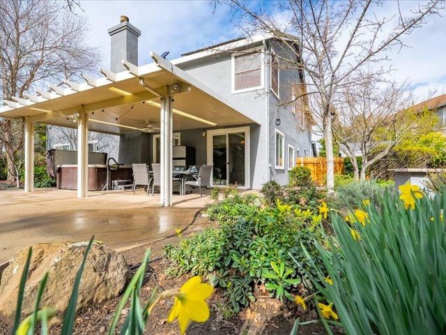 316 Sandstone Ct, Roseville, CA 95747