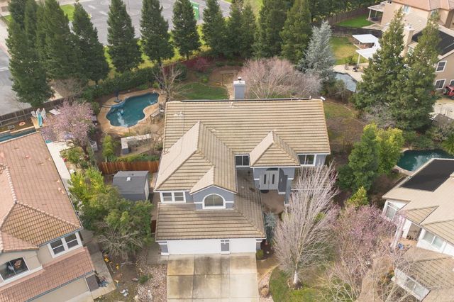 316 Sandstone Ct, Roseville, CA 95747