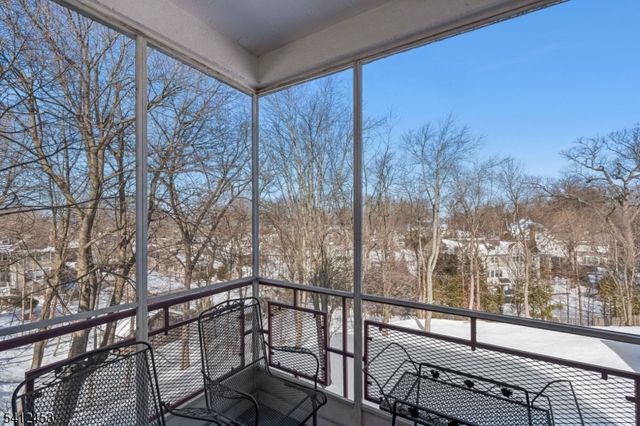 11 Euclid Ave 4D, Summit City, NJ 07901