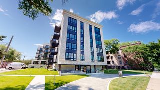 550 Sheridan Square 501, Evanston, IL 60202