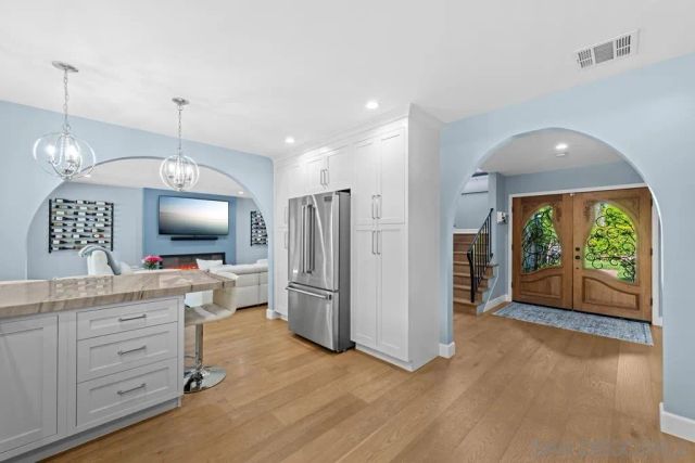 1622 W Oak, Burbank, CA 91506