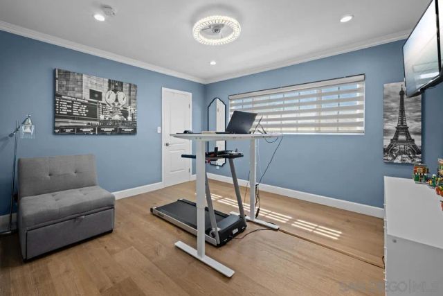 1622 W Oak, Burbank, CA 91506