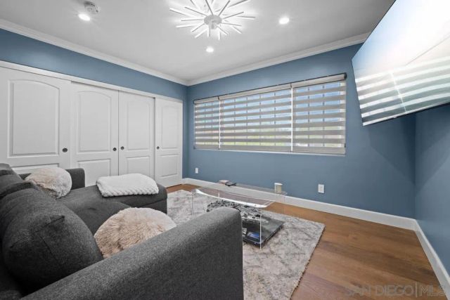 1622 W Oak, Burbank, CA 91506