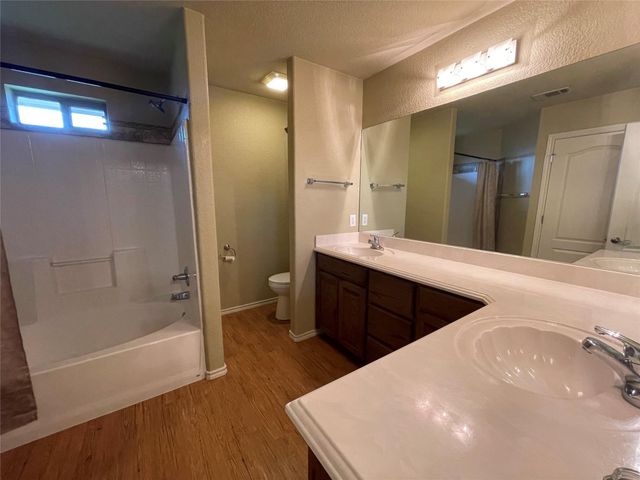 705 Rambling Court, Granbury, TX 76049