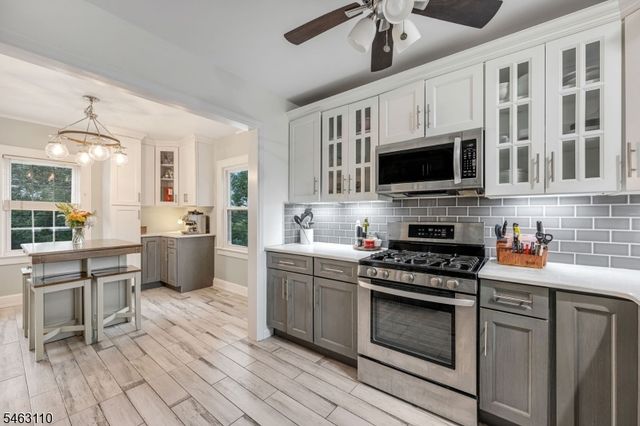 92 Hillcrest Ave, Morris Twp., NJ 07960