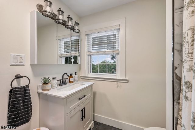 92 Hillcrest Ave, Morris Twp., NJ 07960