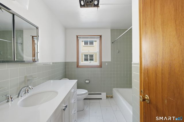 112 Joy Lane 1, New Britain, CT 06053