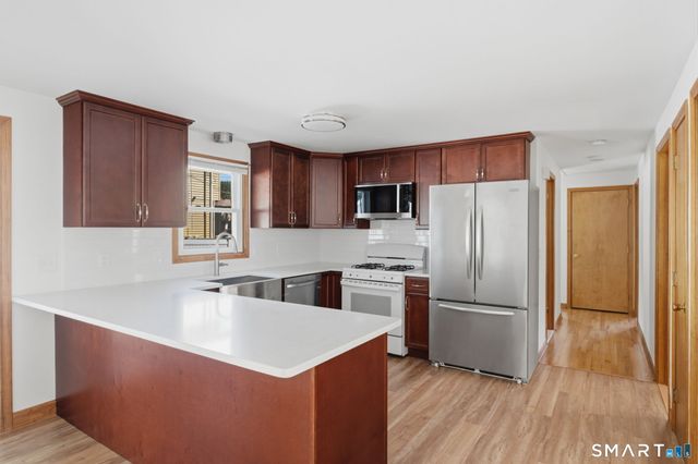 112 Joy Lane 1, New Britain, CT 06053